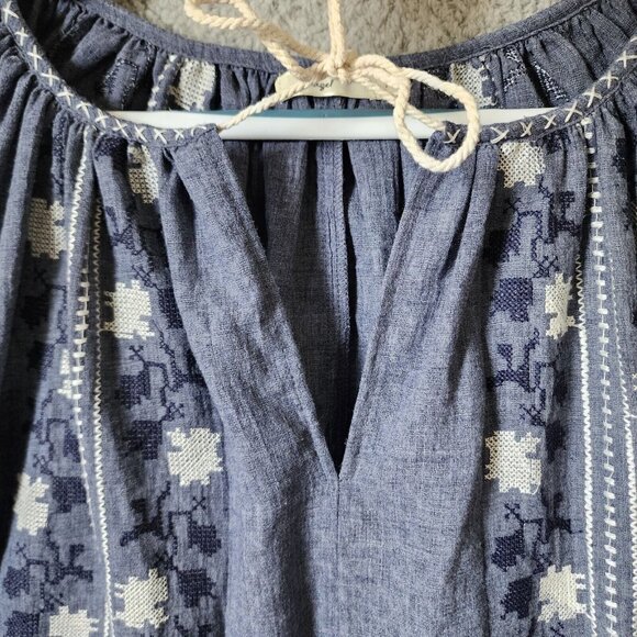 Hazel Women's Long Balloon Sleeve Tie V Neck Oversized Top Embroidered Blue Sz M - Picture 3 of 15